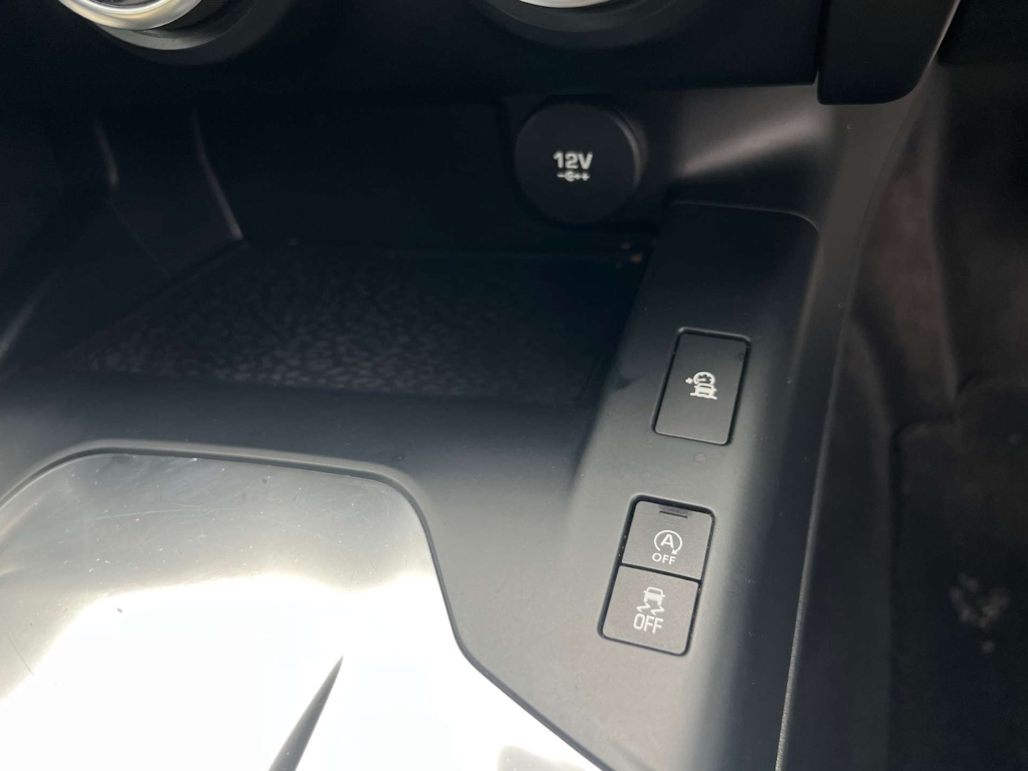 Used Jaguar E-Pace 2018 for sale - 76776872: Photo 35