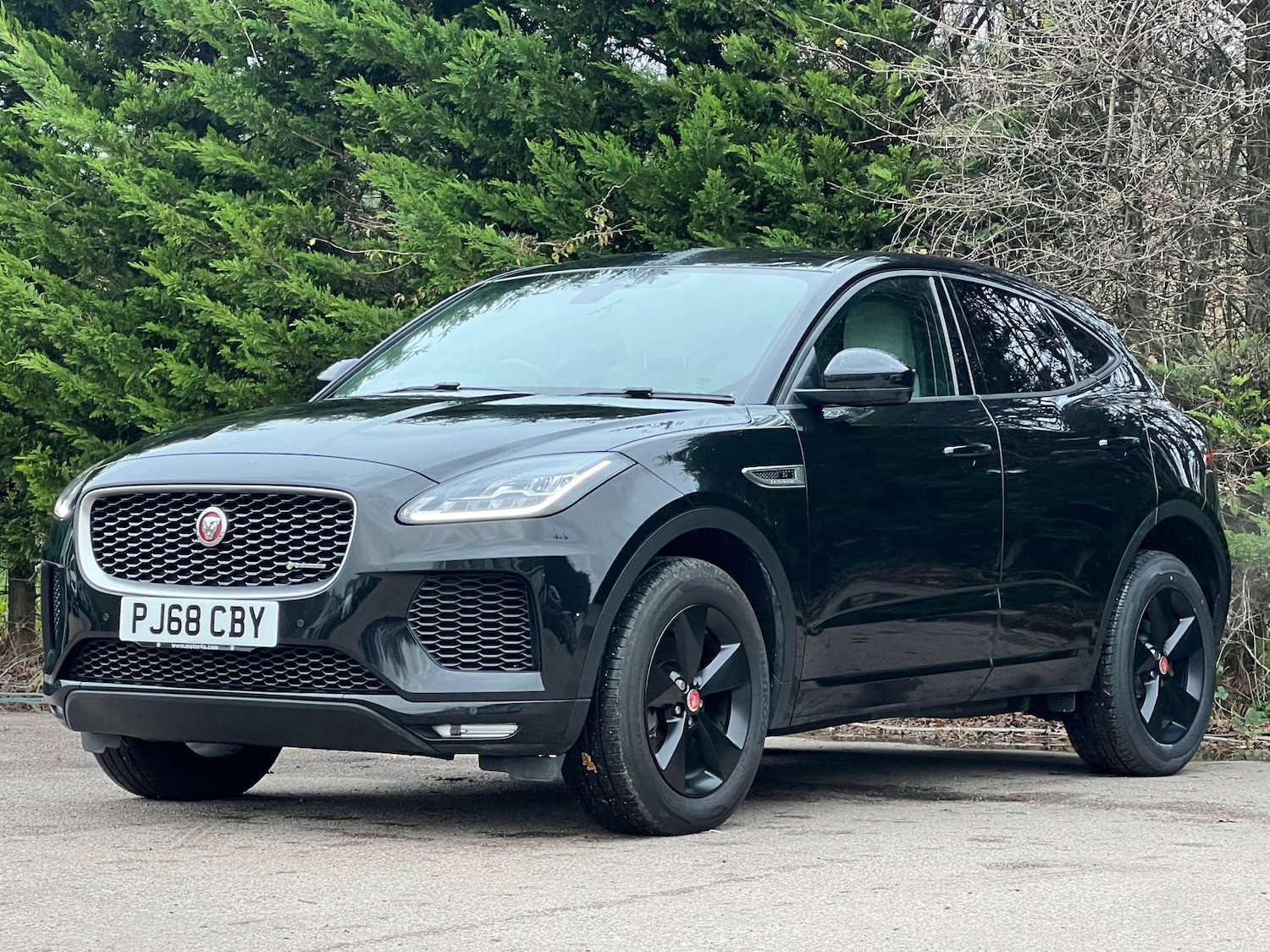Used Jaguar E-Pace 2018 for sale - 76776872: Photo 4
