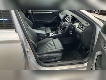 Used Skoda Superb 2020 for sale - 76776919: Photo