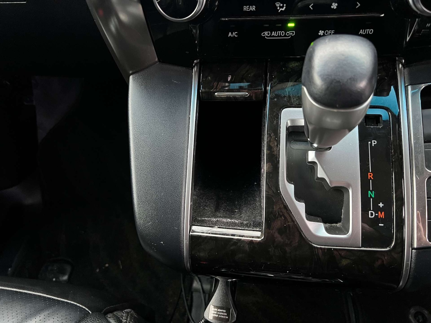 Used Toyota Alphard 2015 for sale - 76973931: Photo 33