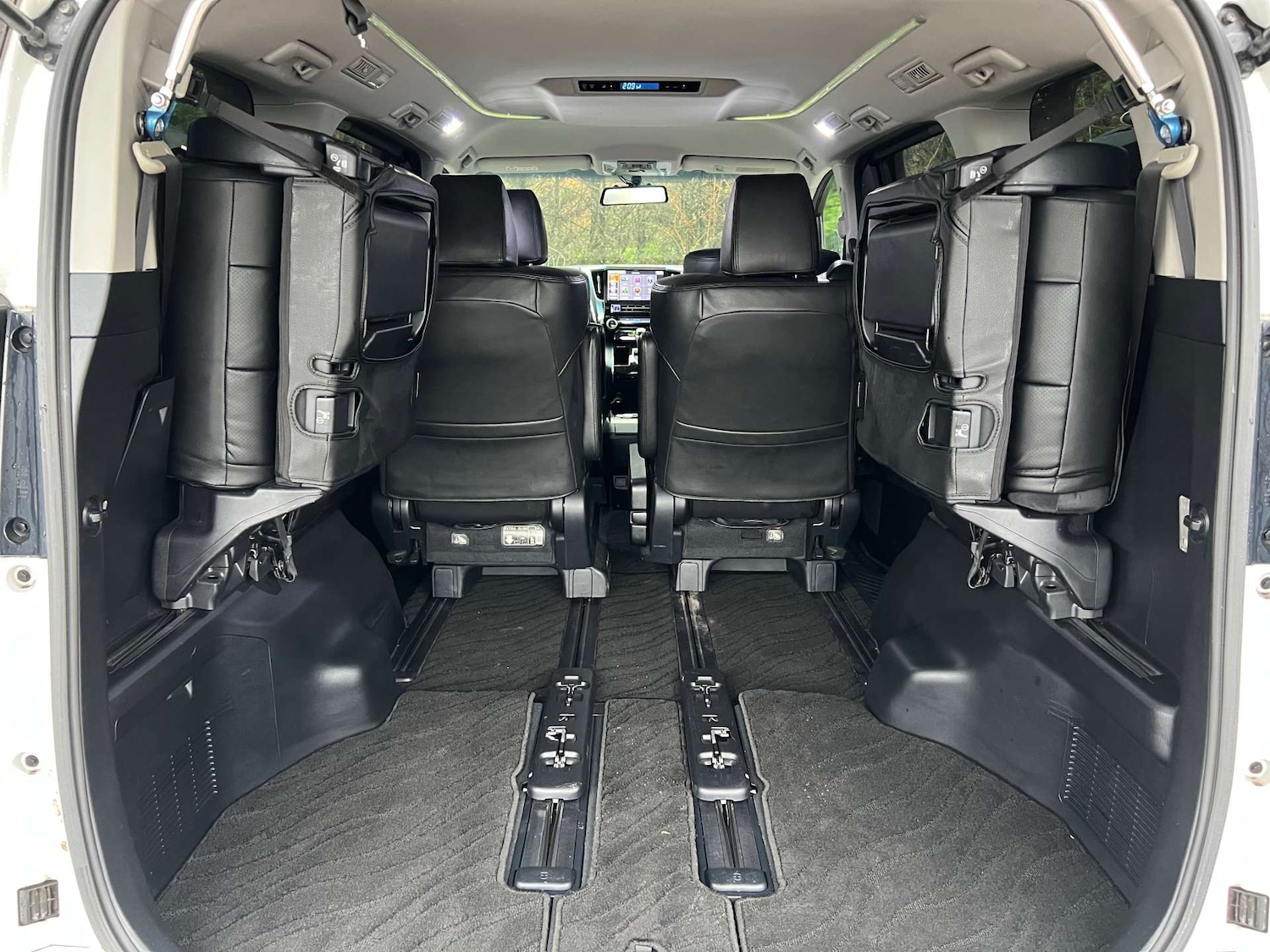 Used Toyota Alphard 2015 for sale - 76973931: Photo 39