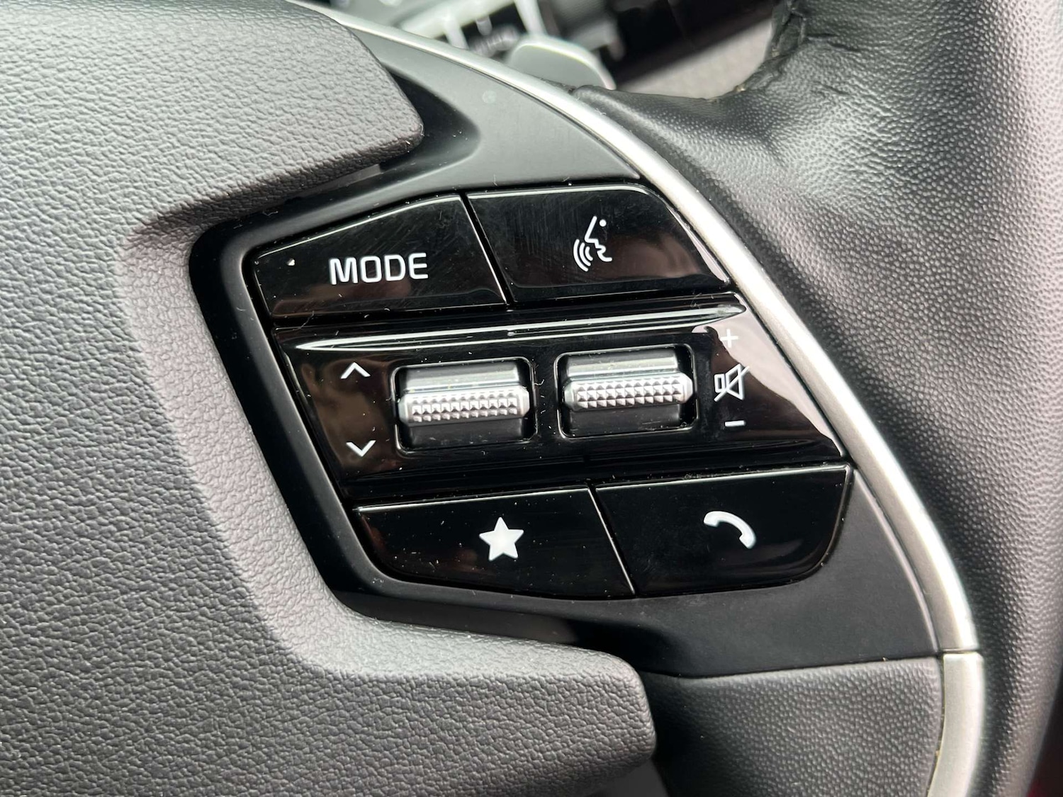 Used Kia EV6 2022 for sale - 76776902: Photo 28