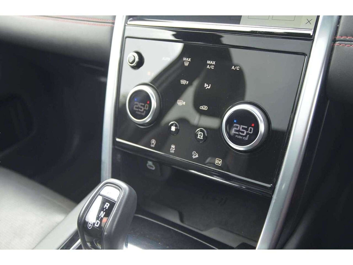 Used Land Rover Discovery Sport 2021 for sale - 76776879: Photo 28