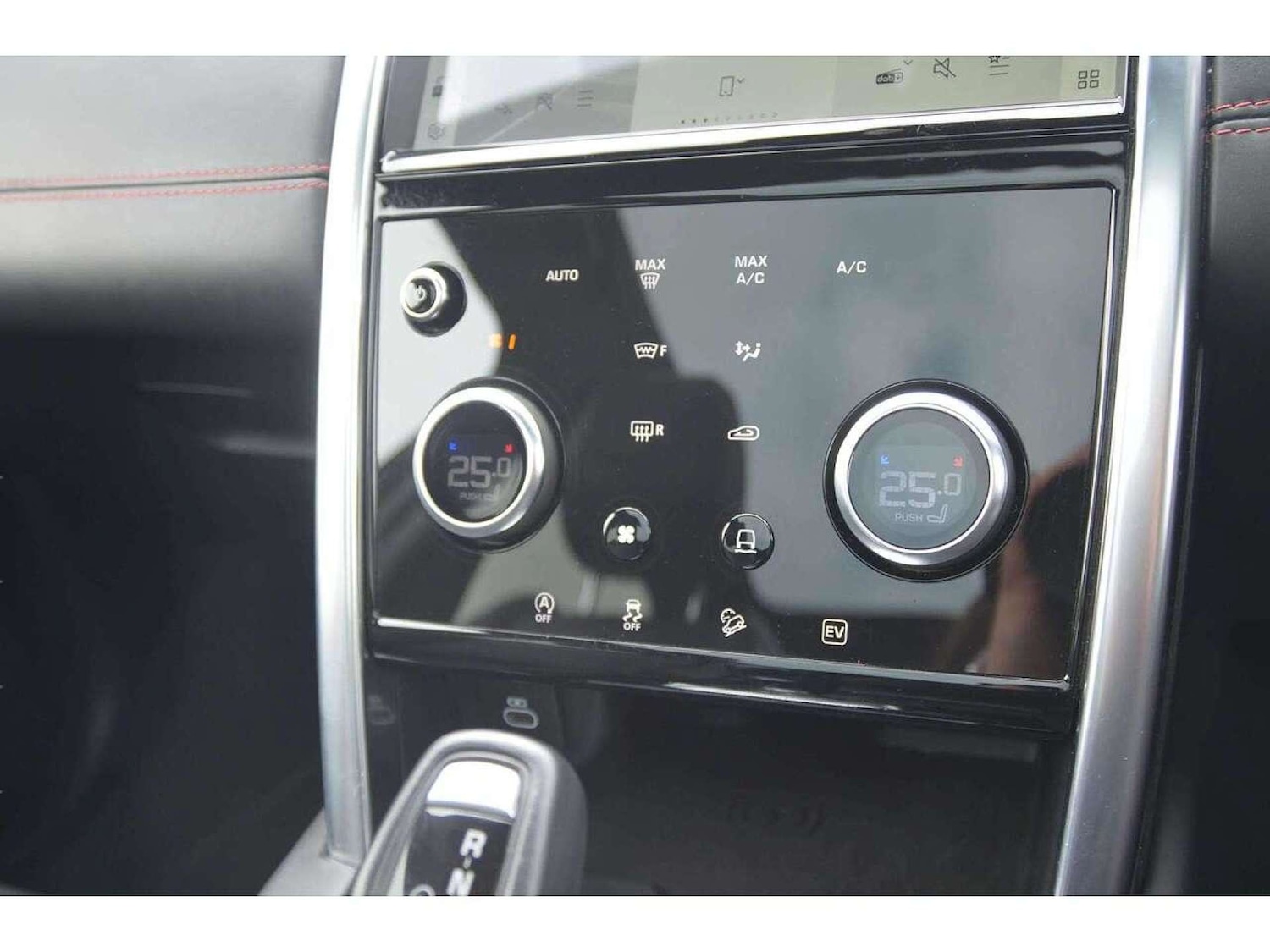 Used Land Rover Discovery Sport 2021 for sale - 76776879: Photo 29