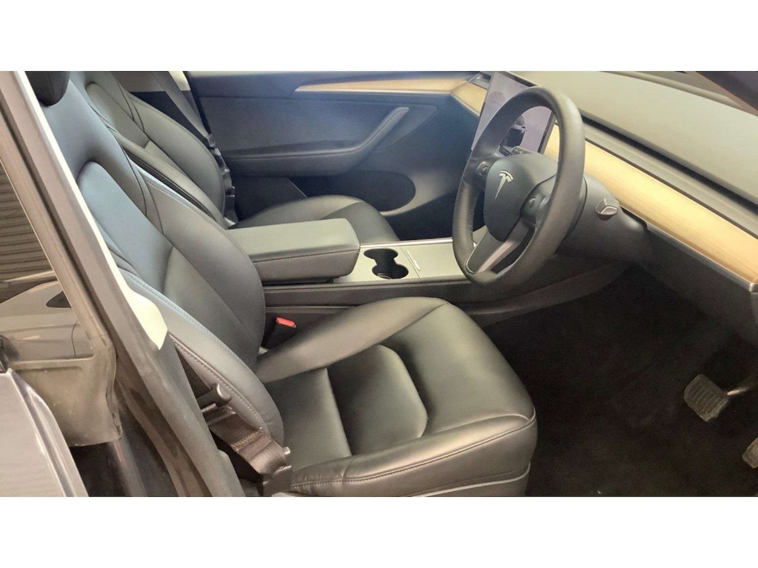 Used Tesla Model Y 2022 for sale - 76776852: Photo 3