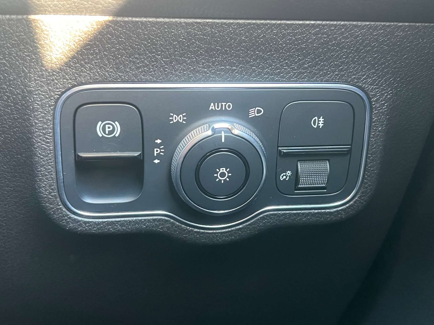 Used Mercedes-Benz GLB 2021 for sale - 76776958: Photo 23