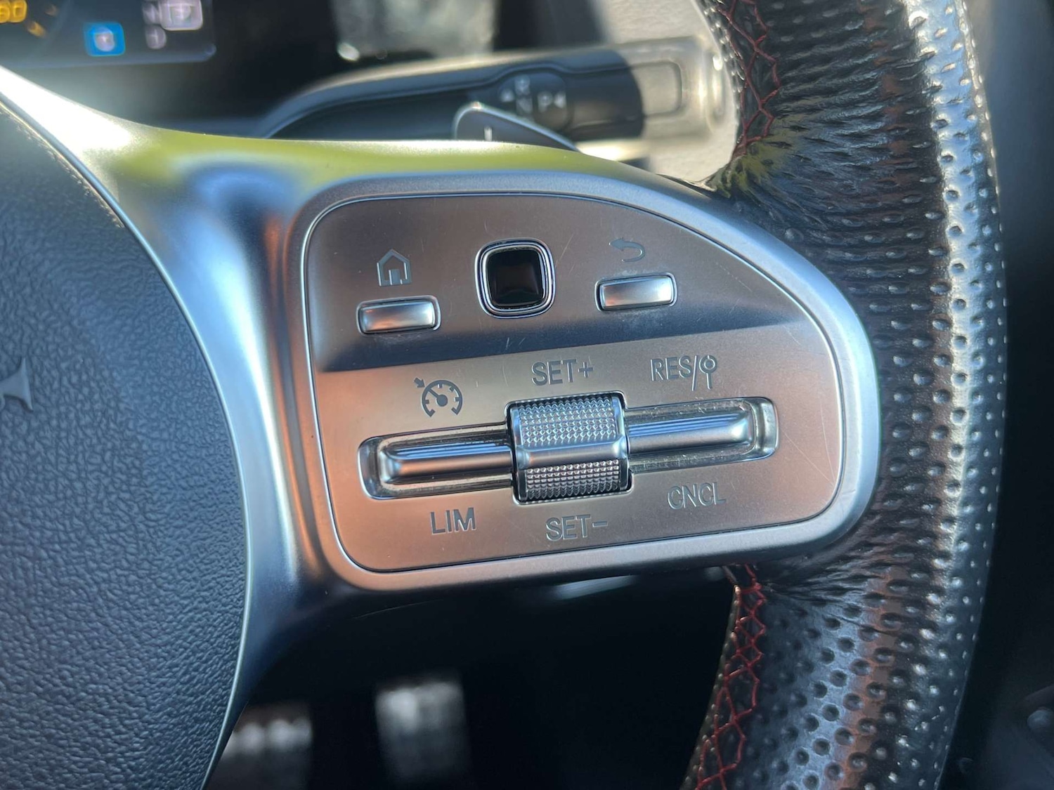 Used Mercedes-Benz GLB 2021 for sale - 76776958: Photo 29