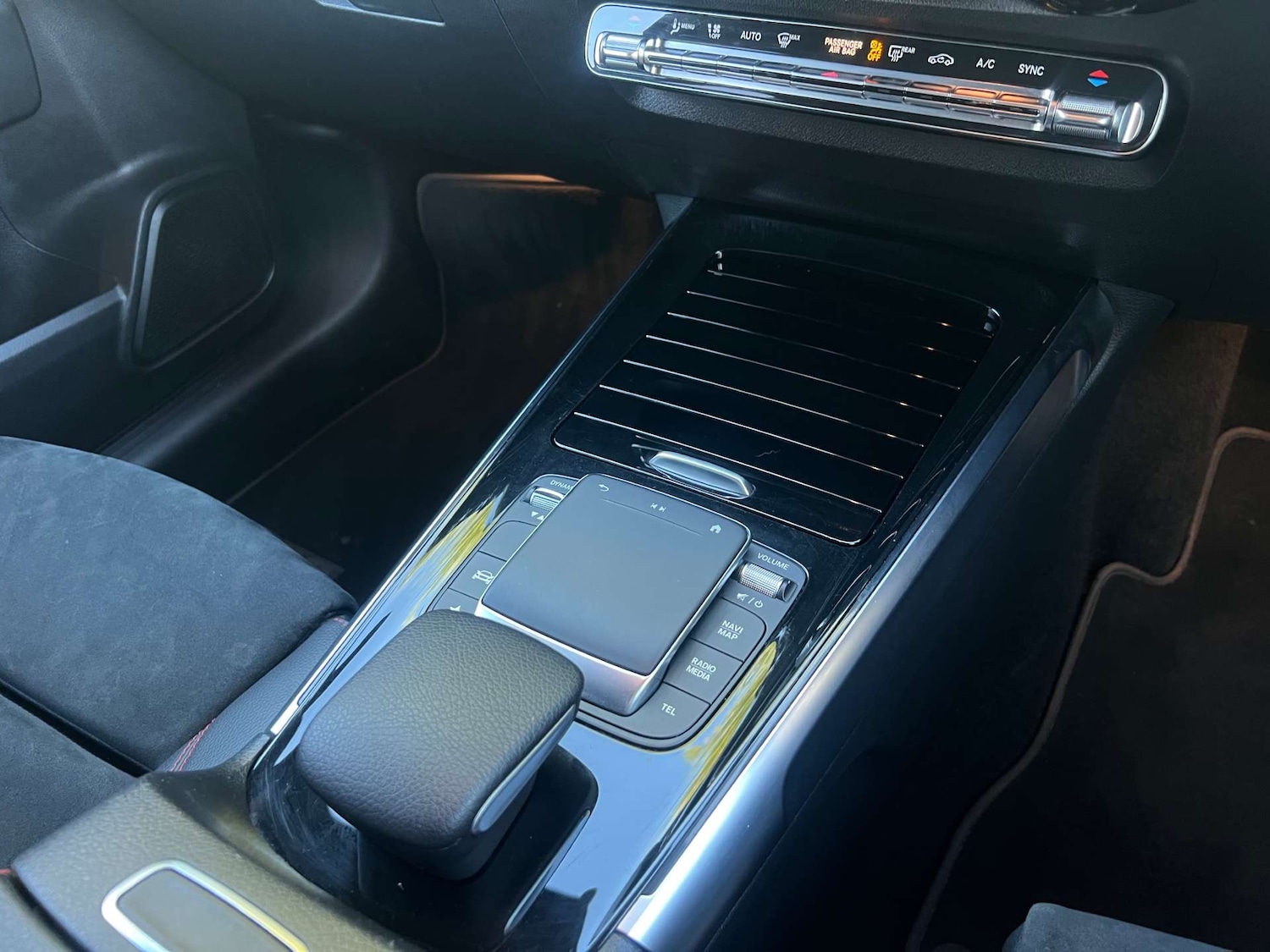 Used Mercedes-Benz GLB 2021 for sale - 76776958: Photo 38