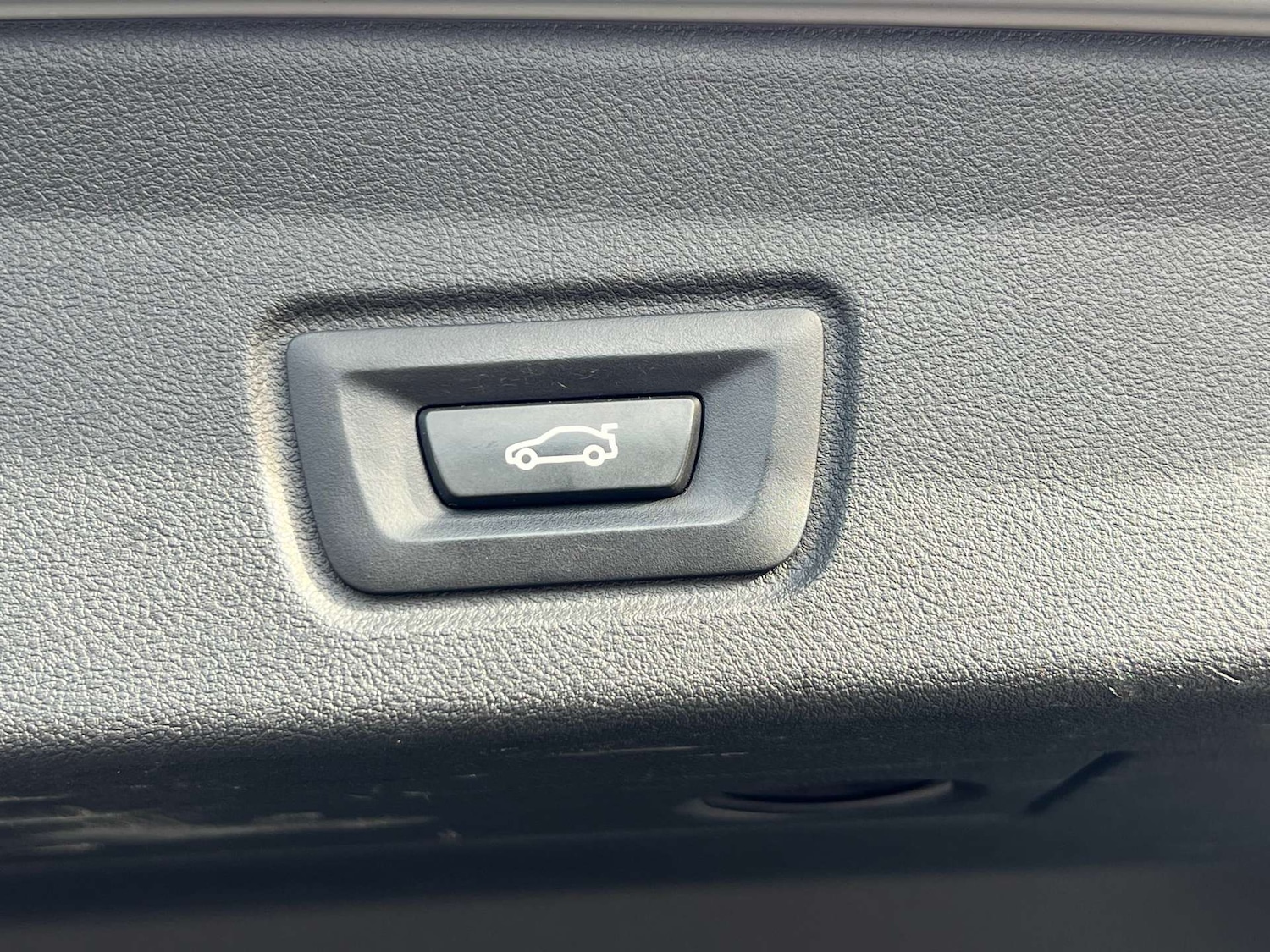 Used BMW i4 2022 for sale - 76776955: Photo 14