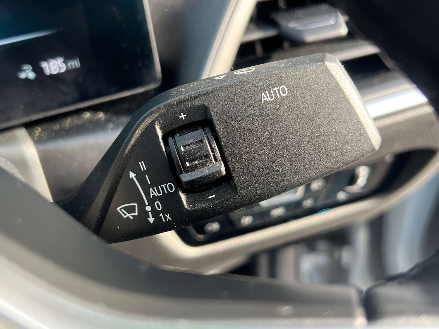 Used BMW i4 2022 for sale - 76776955: Photo 31