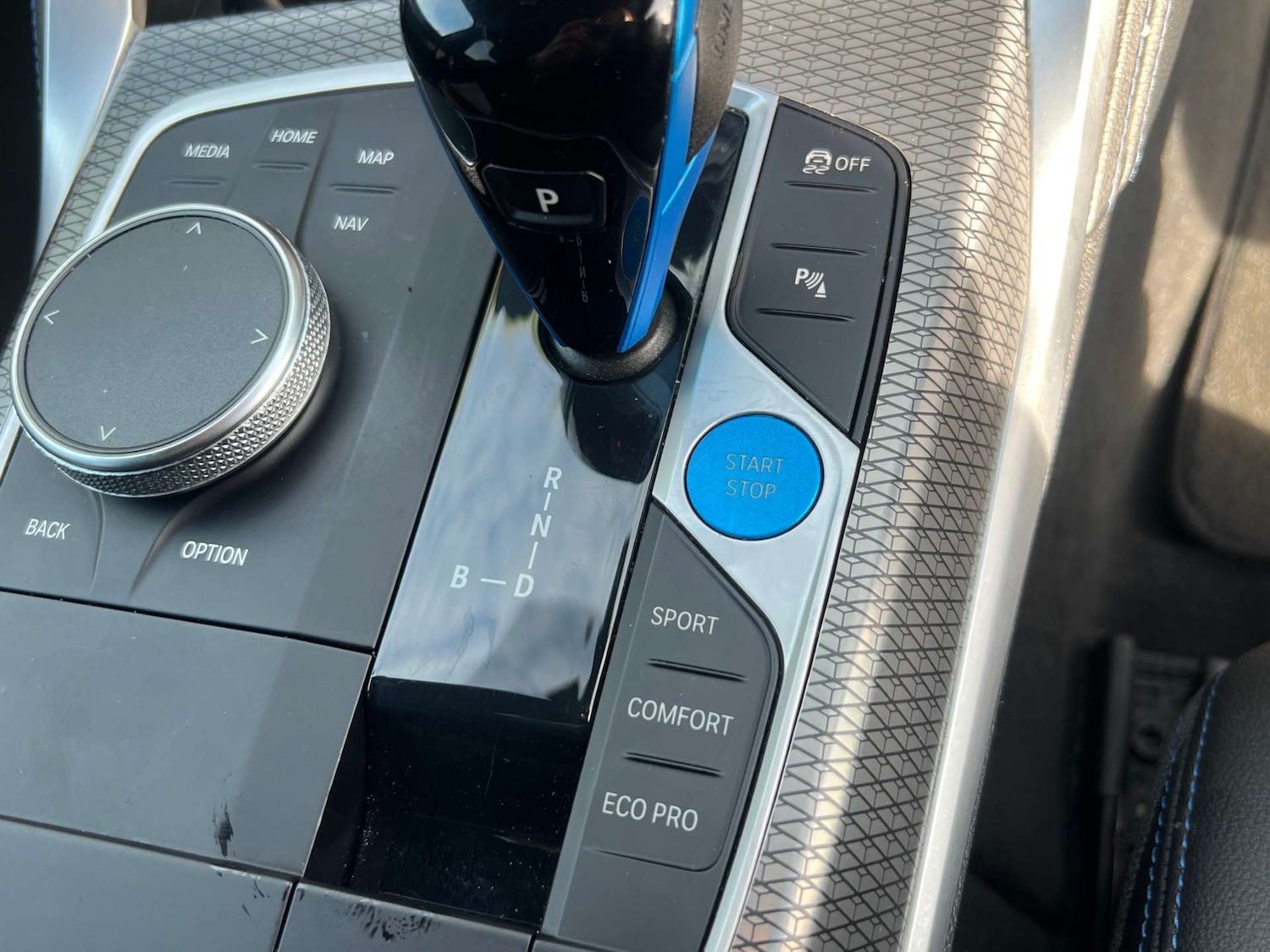 Used BMW i4 2022 for sale - 76776955: Photo 41