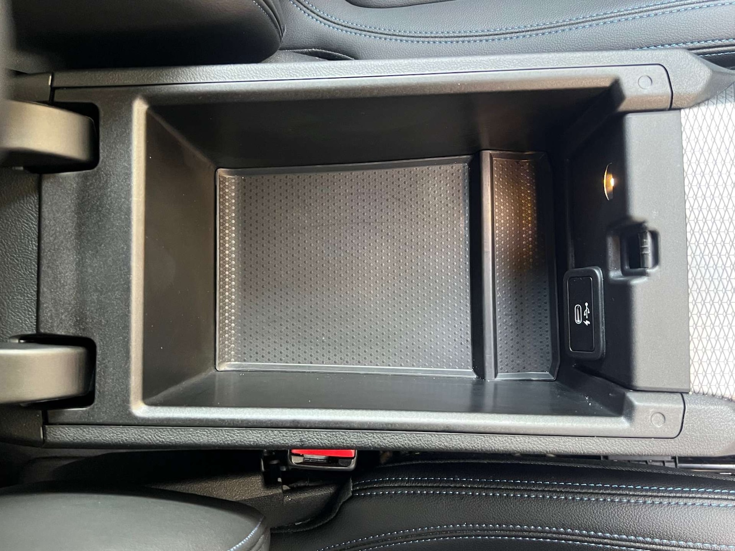 Used BMW i4 2022 for sale - 76776955: Photo 43