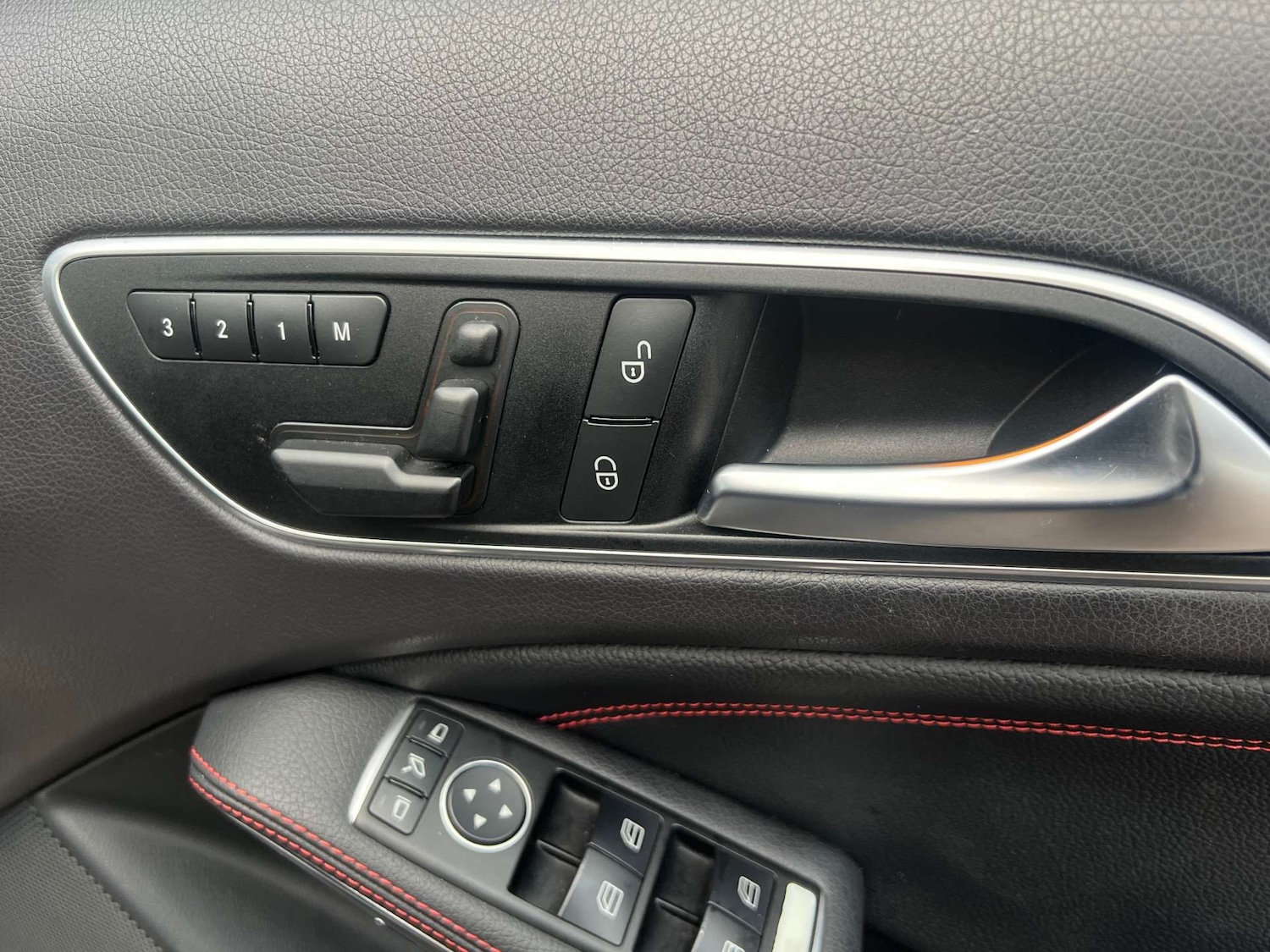 Used Mercedes-Benz GLA 2015 for sale - 77245625: Photo 16