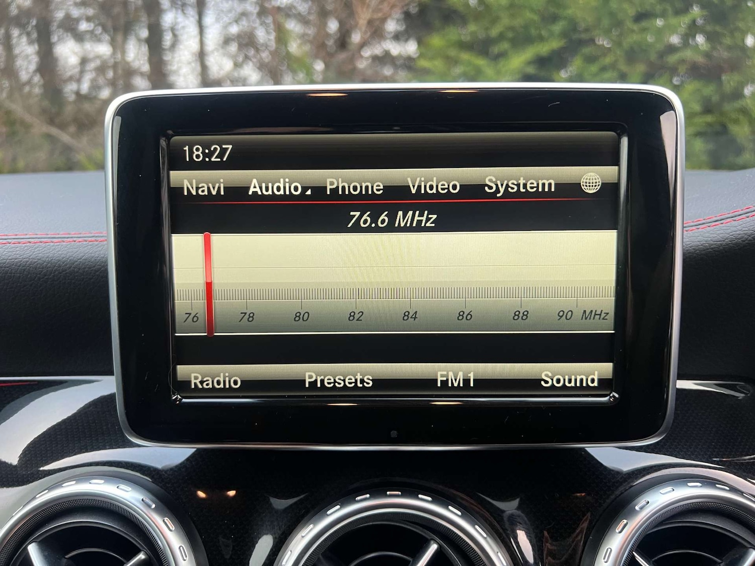 Used Mercedes-Benz GLA 2015 for sale - 77245625: Photo 35