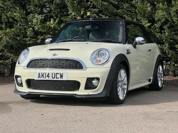 Used MINI Convertible 2014 for sale - 79596261: Photo