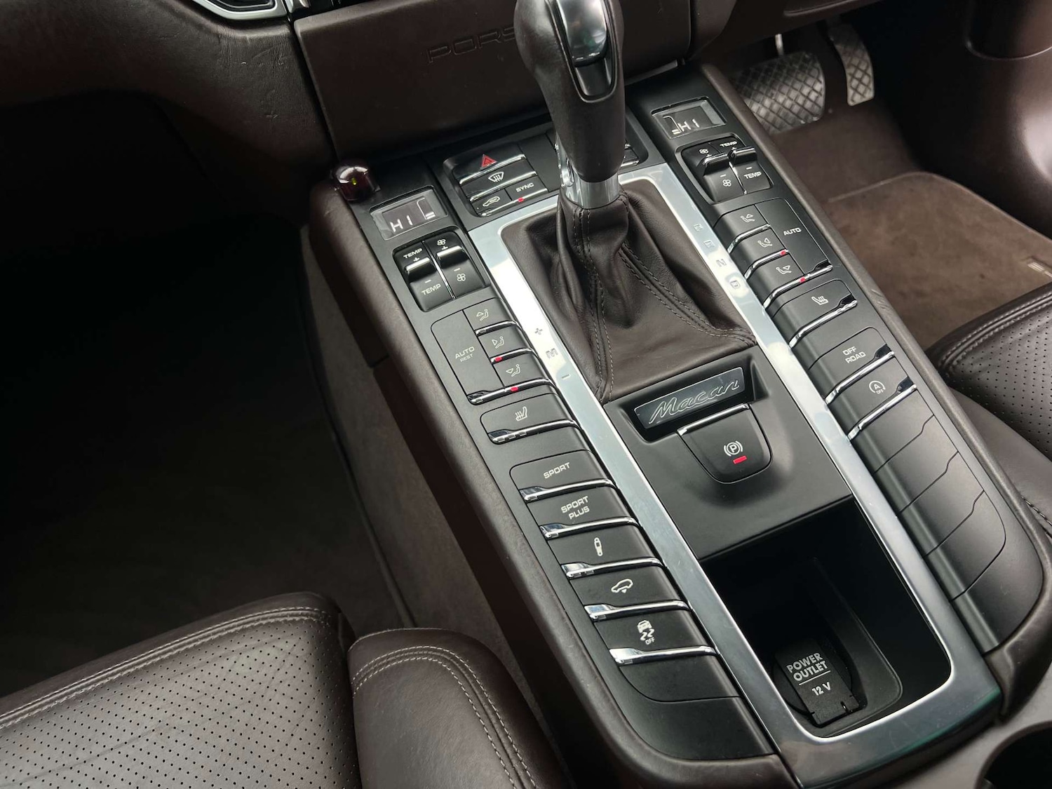 Used Porsche Macan 2015 for sale - 77662792: Photo 37