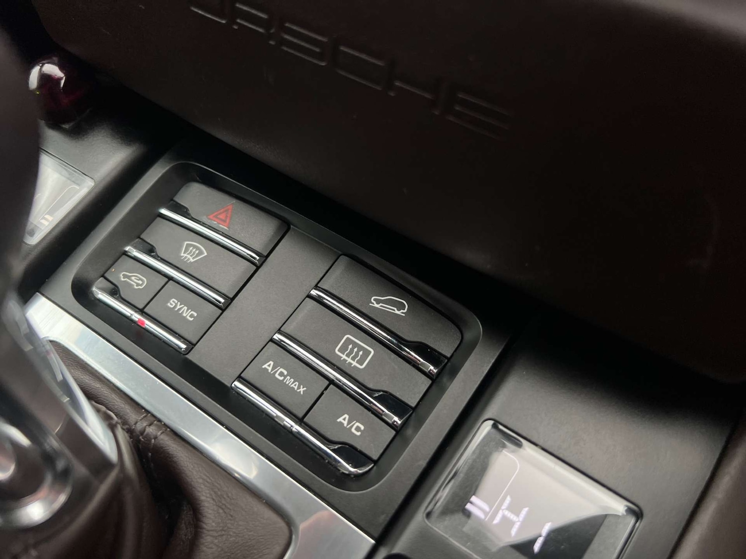 Used Porsche Macan 2015 for sale - 77662792: Photo 39