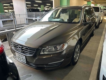 Used Volvo V70 2015 for sale - 78555325: Photo