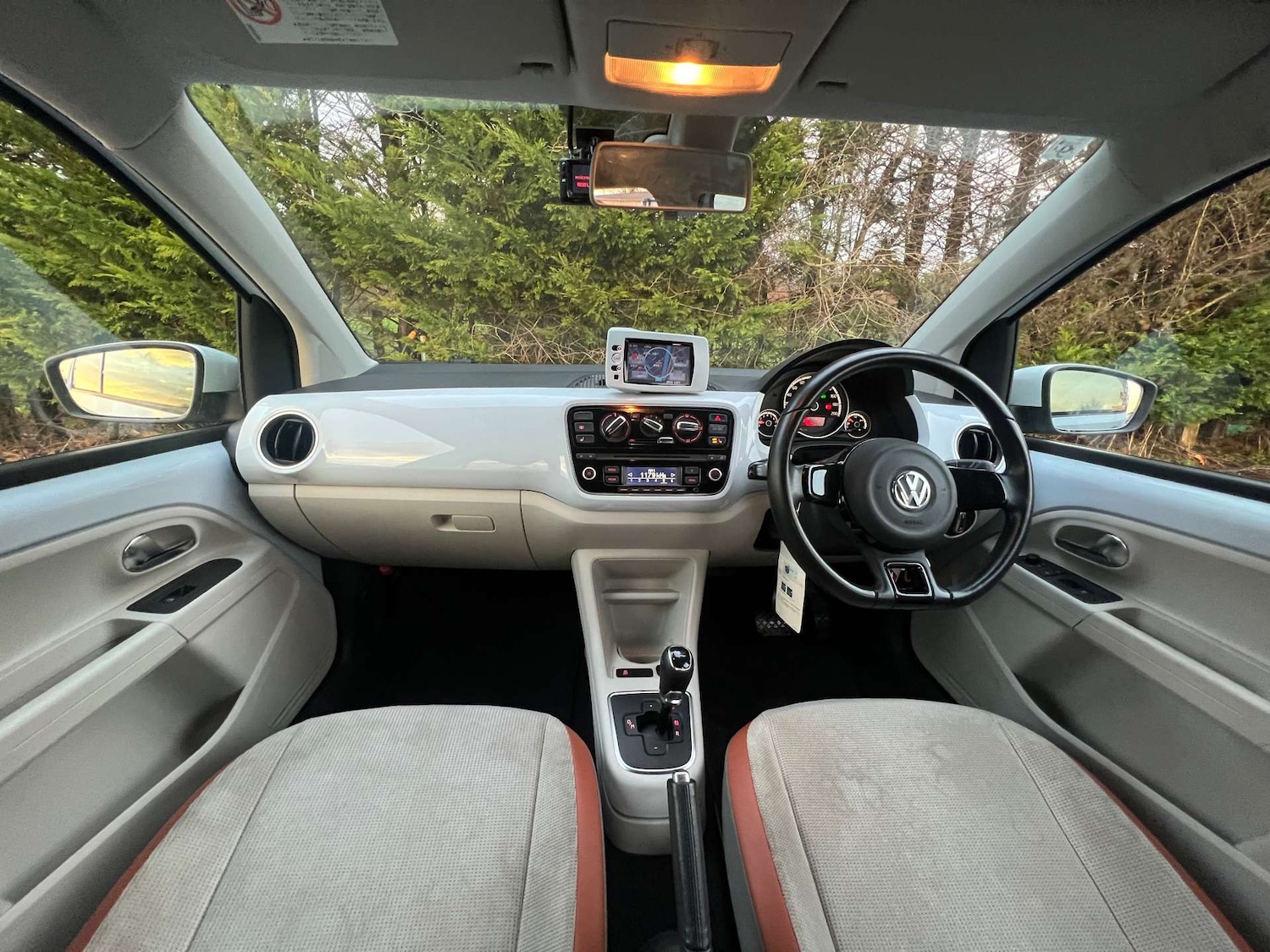 Used Volkswagen up! 2026 for sale - 77639554: Photo 2