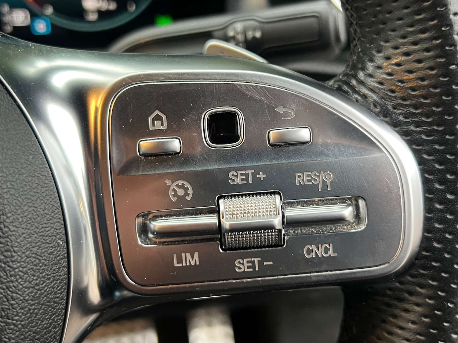 Used Mercedes-Benz CLA 2020 for sale - 76776947: Photo 28