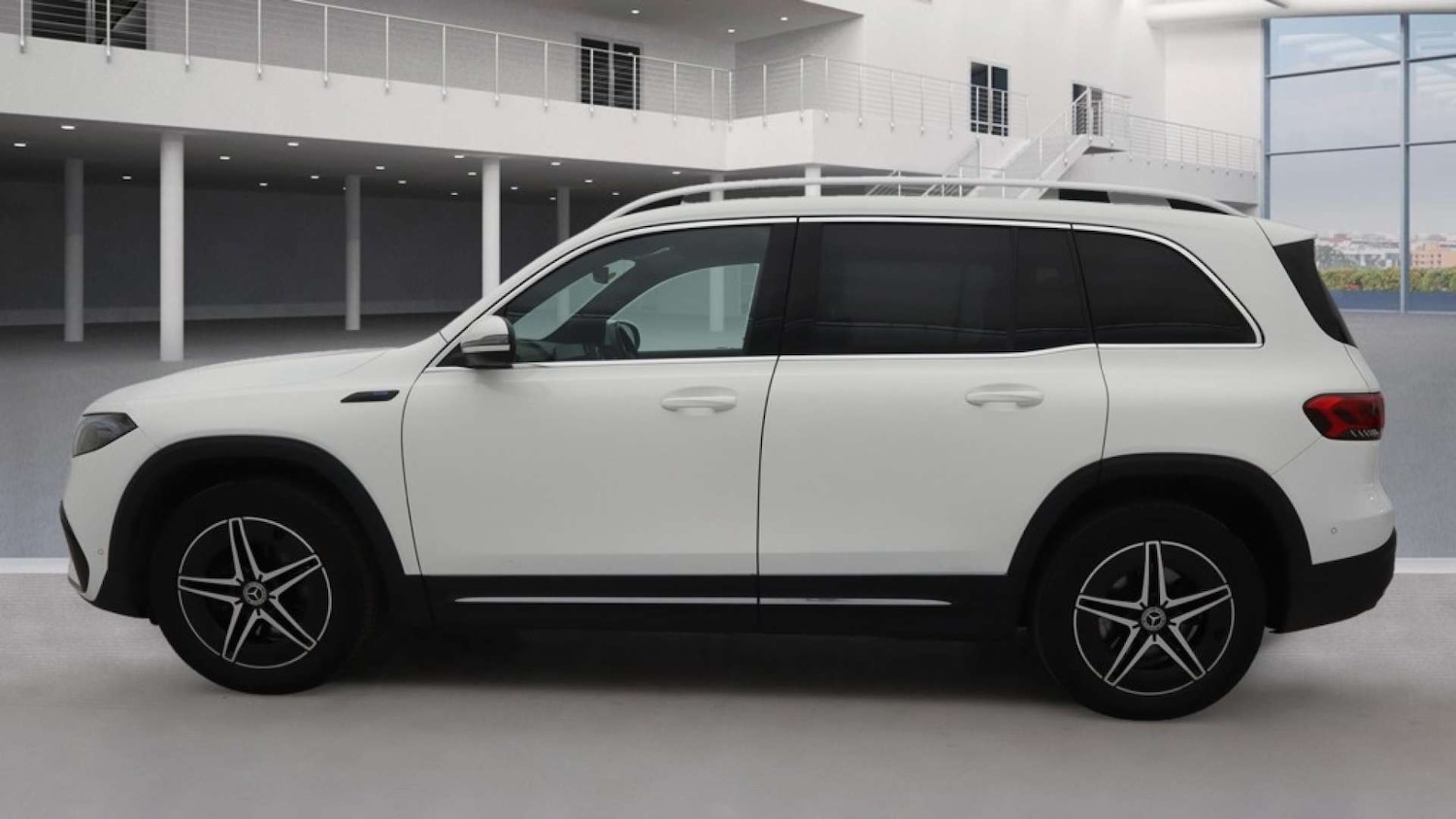 Used Mercedes-Benz EQB 2022 for sale - 76776933: Photo 5