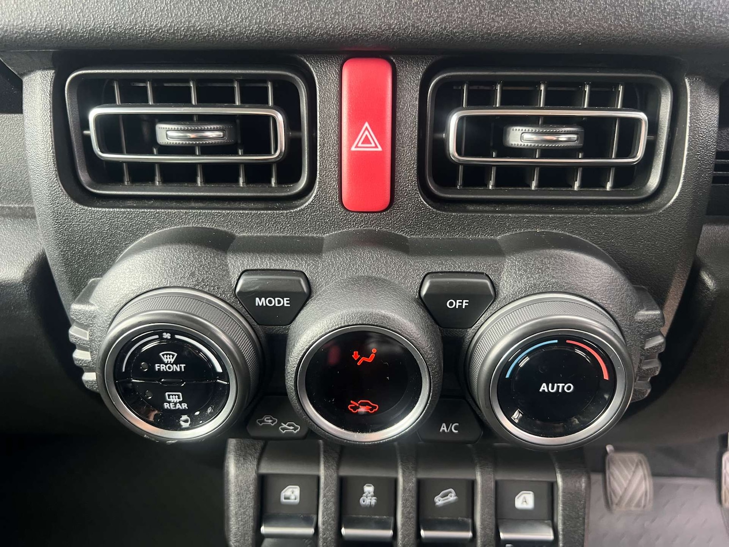 Used Suzuki Jimny 2020 for sale - 77590600: Photo 31