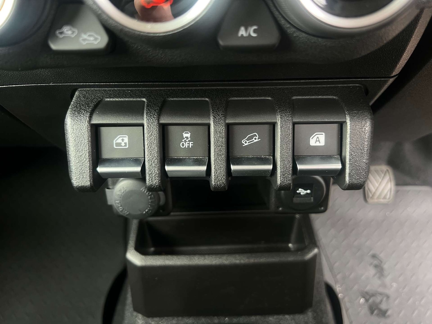 Used Suzuki Jimny 2020 for sale - 77590600: Photo 32