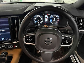 Used Volvo V90 2018 for sale - 79515498: Photo