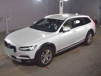 Used Volvo V90 2018 for sale - 79515498: Photo