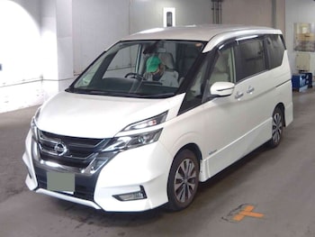 Used Nissan Serena 2018 for sale - 76983882: Photo