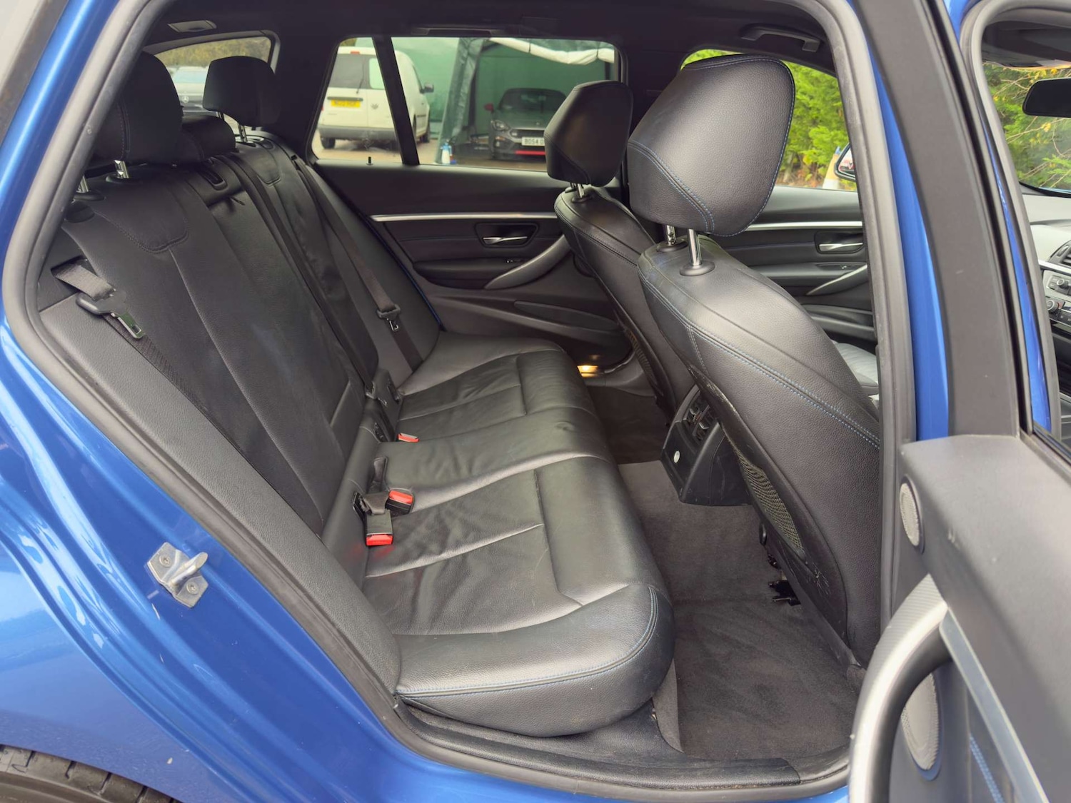 Used BMW 3 Series 2019 for sale - 76777000: Photo 24