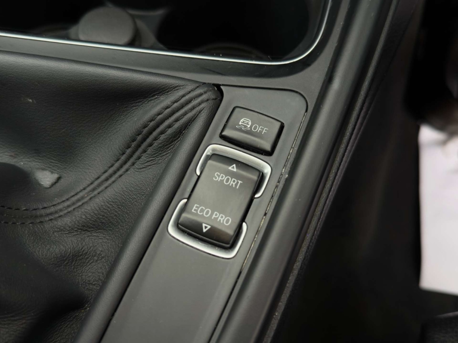 Used BMW 3 Series 2019 for sale - 76777000: Photo 39