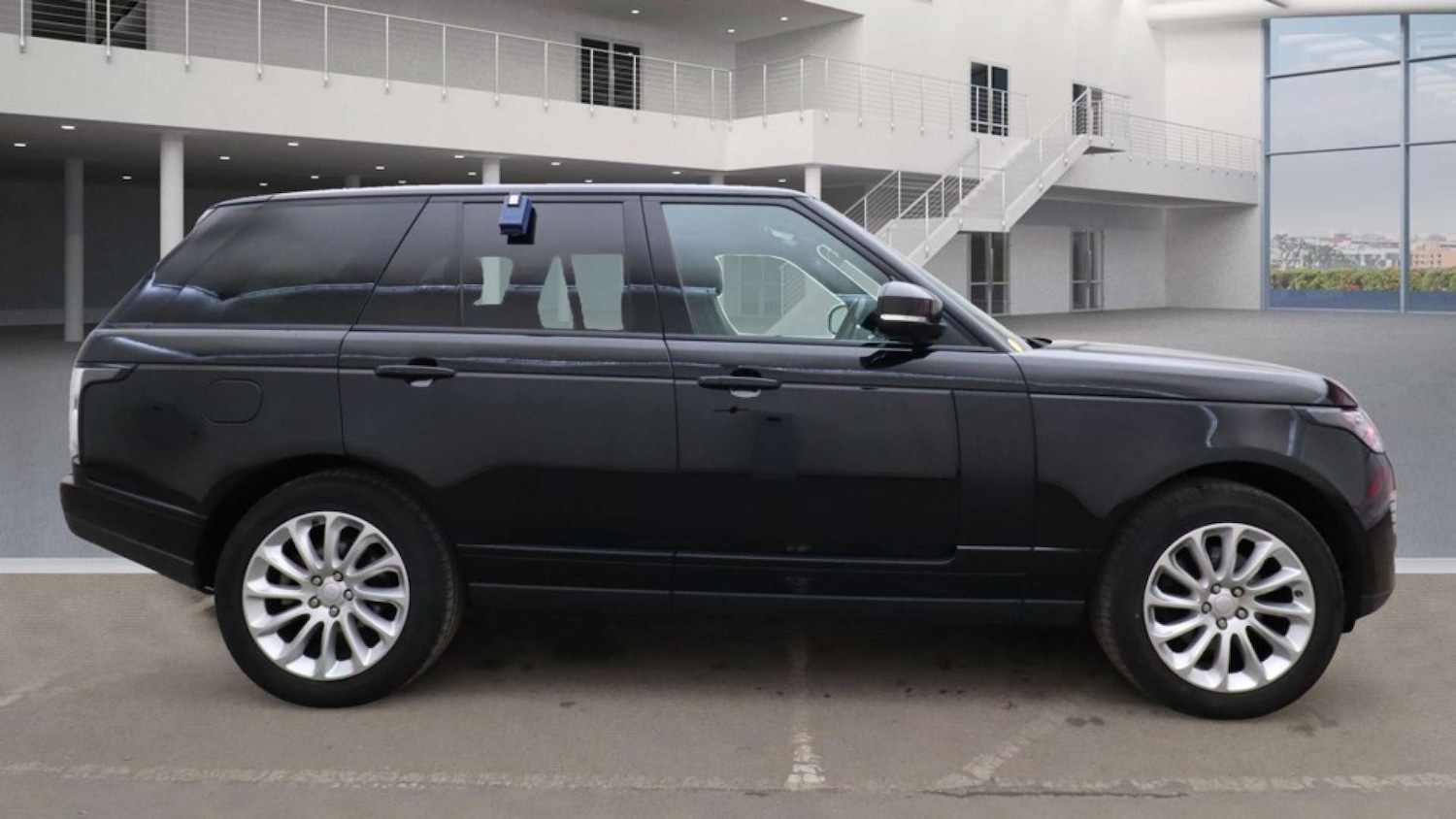 Used Land Rover Range Rover 2018 for sale - 76834596: Photo 8