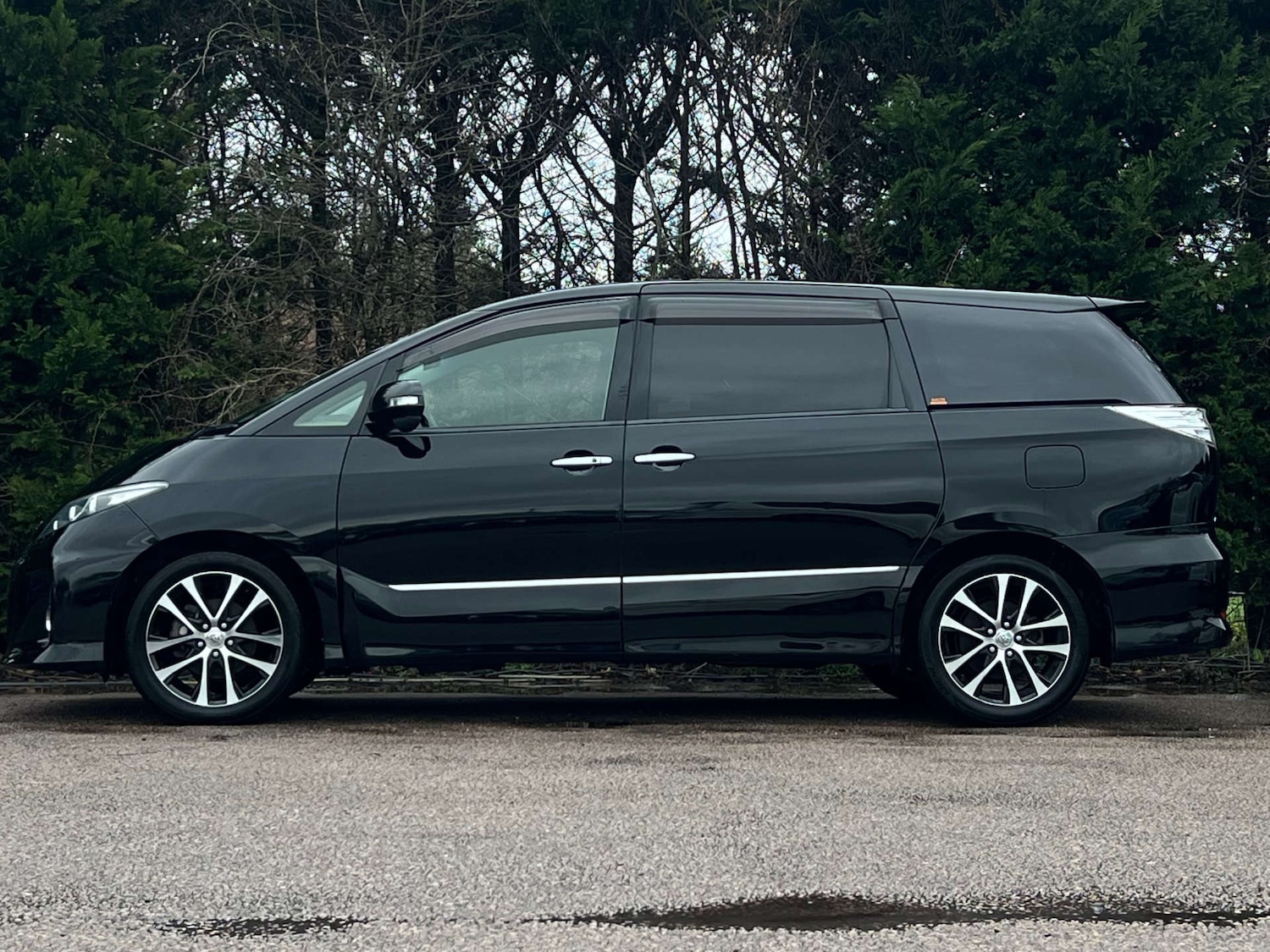 Used Toyota Estima 2015 for sale - 77950373: Photo 6