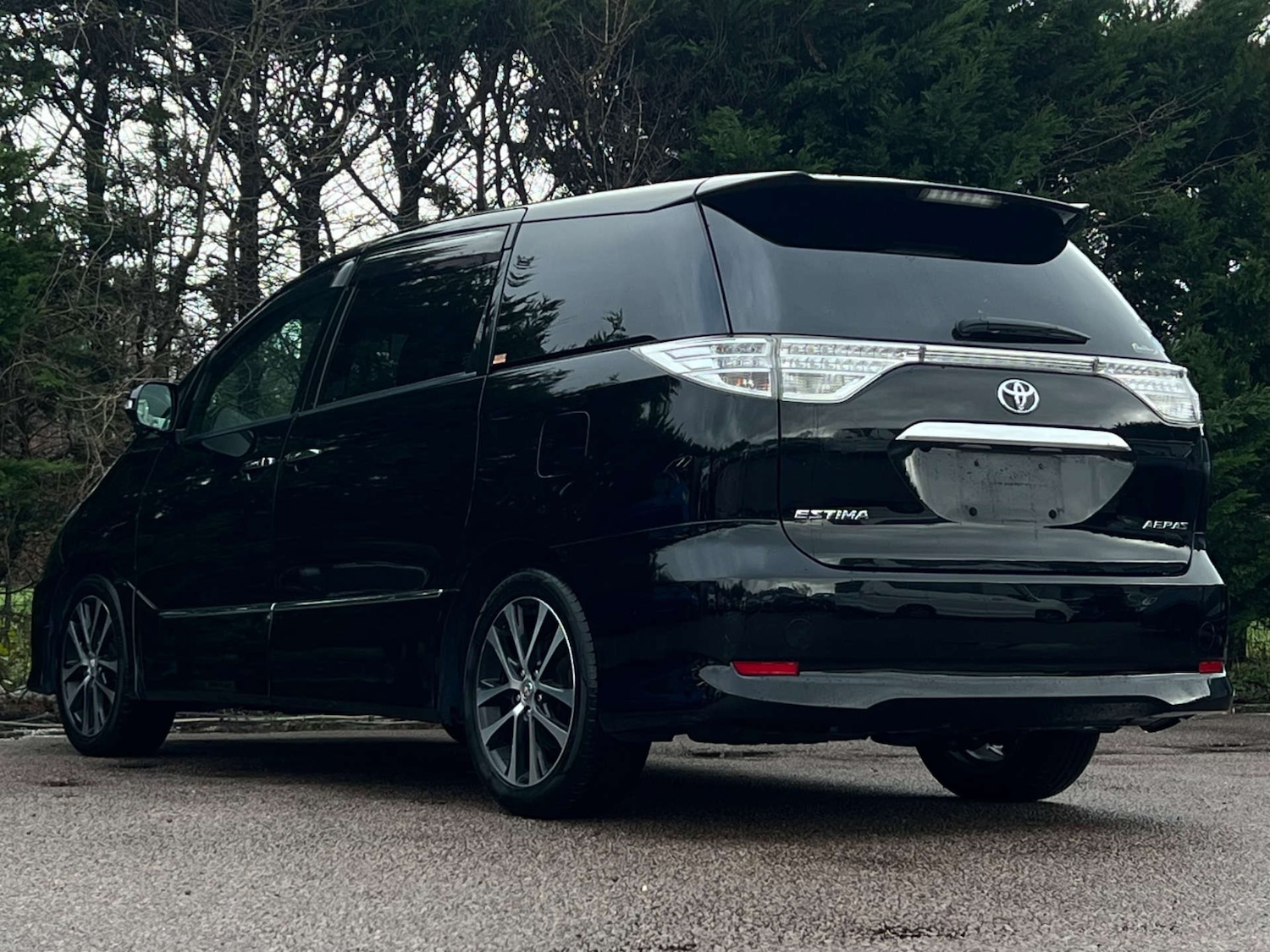 Used Toyota Estima 2015 for sale - 77950373: Photo 7