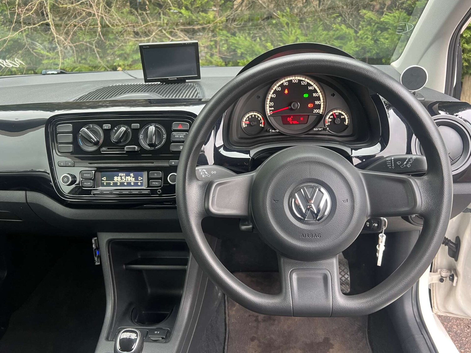 Used Volkswagen up! 2013 for sale - 77523264: Photo 21