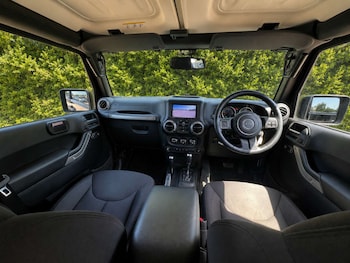 Used Chrysler Wrangler 2015 for sale - 79558052: Photo