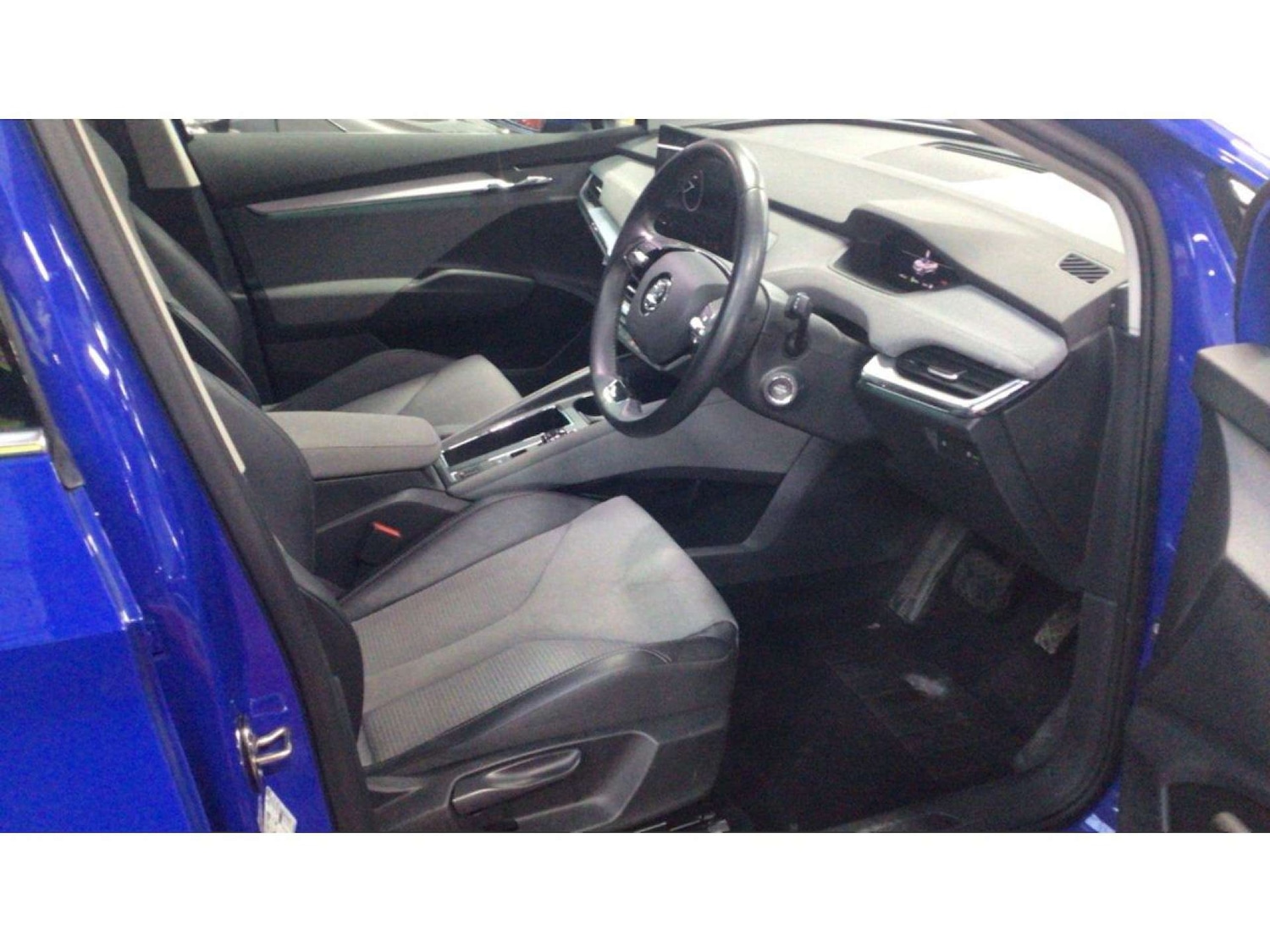 Used Skoda Enyaq 2022 for sale - 76776875: Photo 3