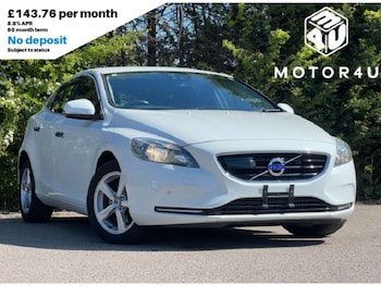 Used Volvo V40 2013 for sale - 79437522: Photo