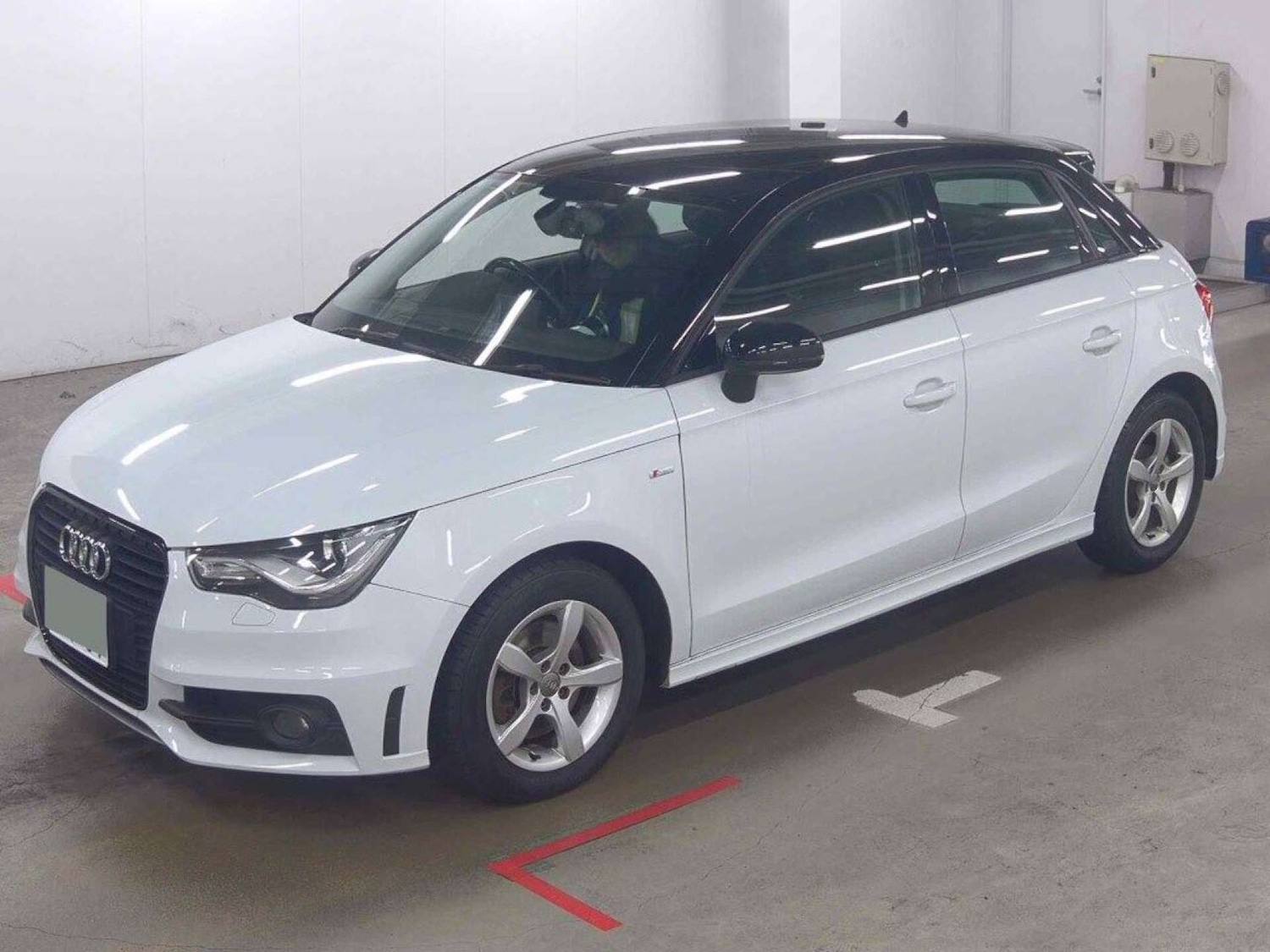 Used Audi A1 2015 for sale - 77364252: Photo 4