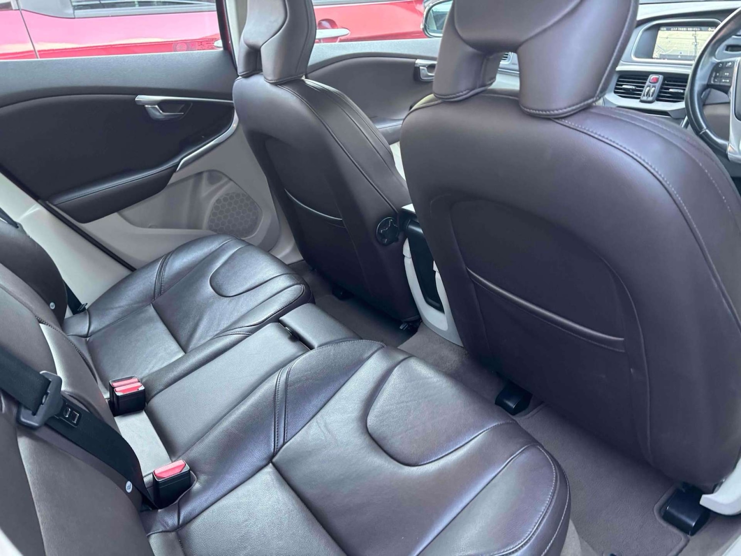 Used Volvo V40 2015 for sale - 78152375: Photo 16