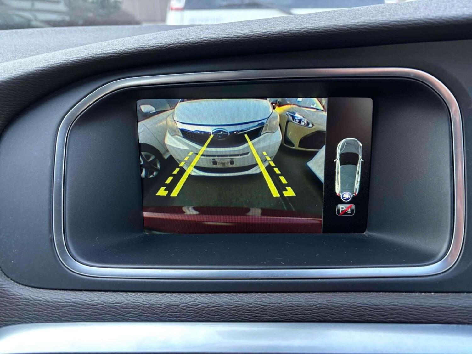 Used Volvo V40 2015 for sale - 78152375: Photo 21