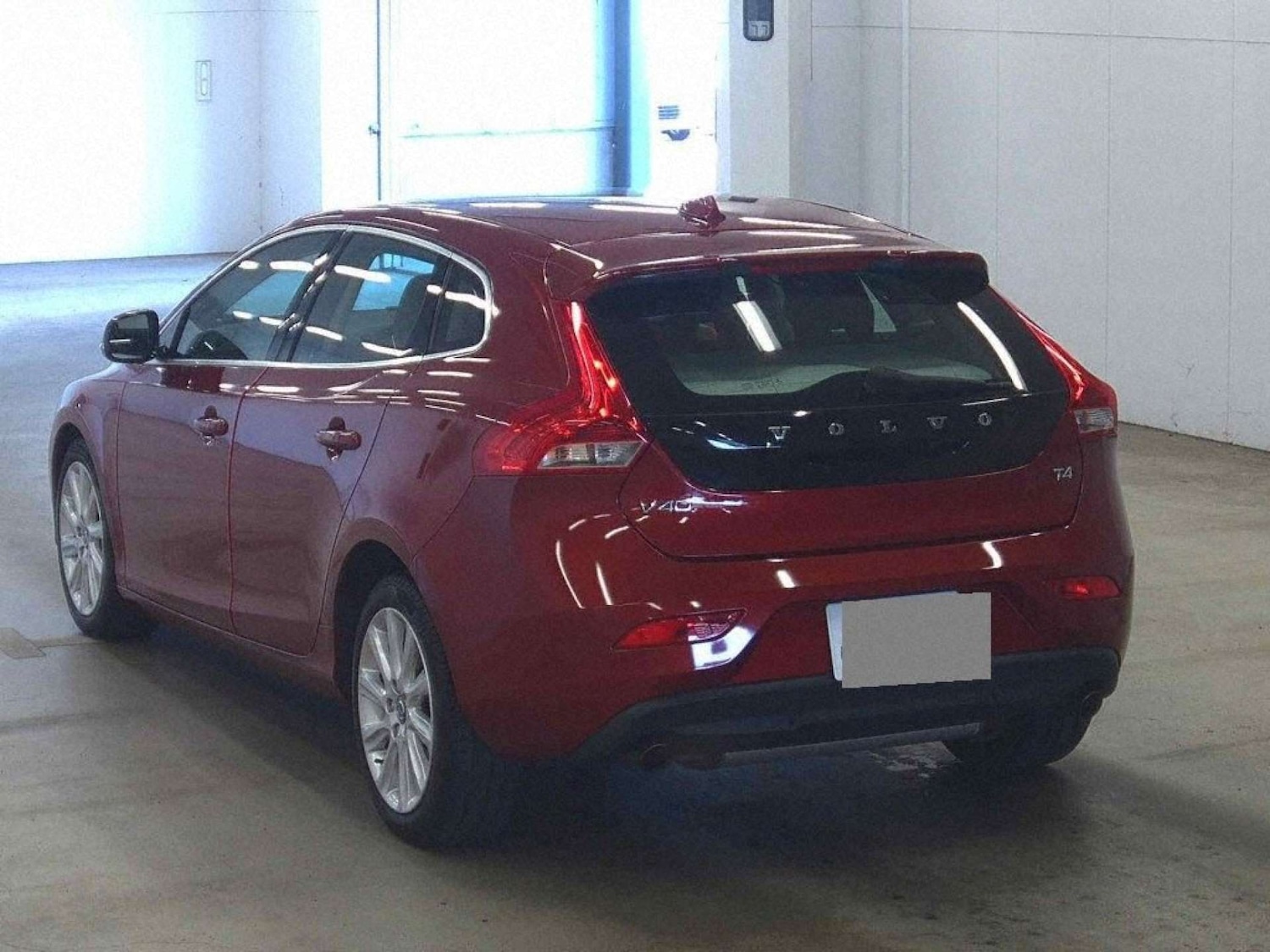 Used Volvo V40 2015 for sale - 78152375: Photo 6