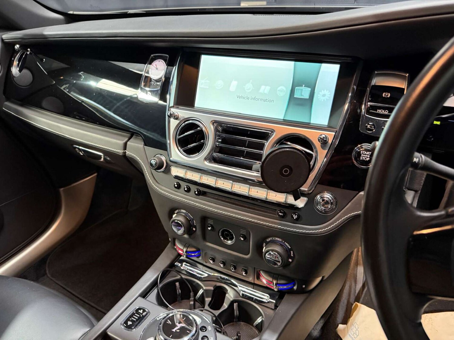 Used Rolls-Royce Wraith 2016 for sale - 77818783: Photo 17