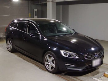 Used Volvo V60 2014 for sale - 77989910: Photo