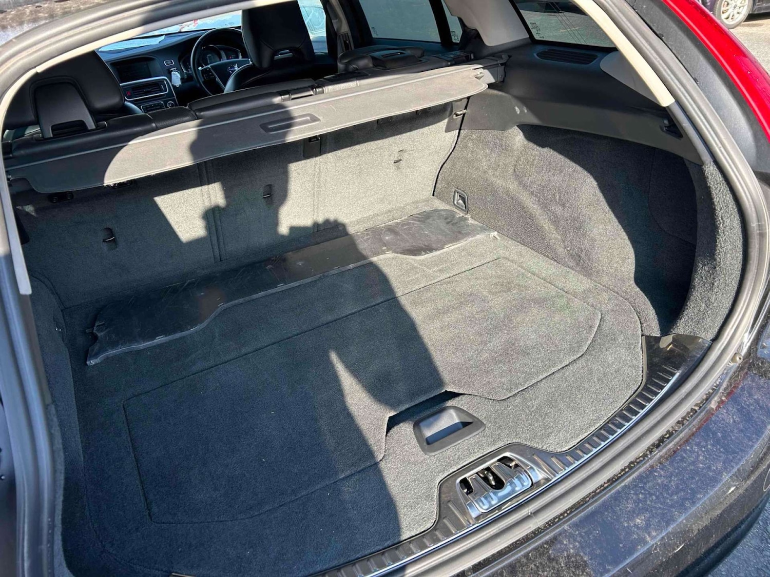 Used Volvo V60 2014 for sale - 77989910: Photo 9