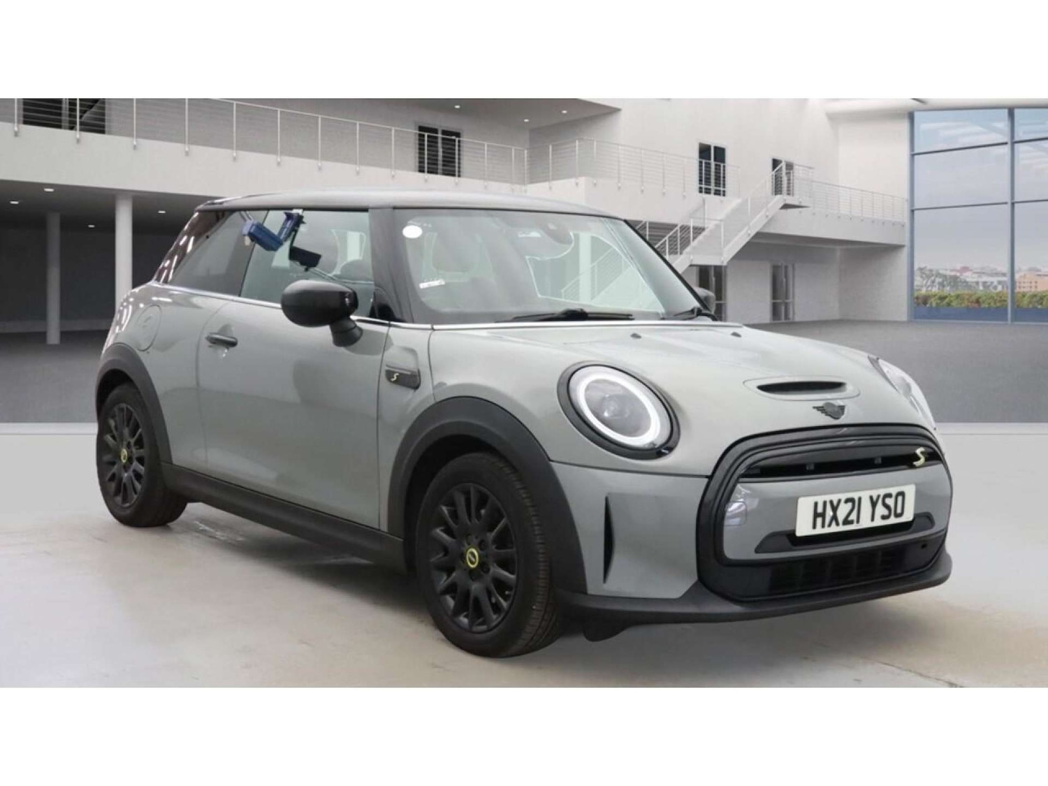 Used MINI Hatch 2021 for sale - 76776817: Photo 1