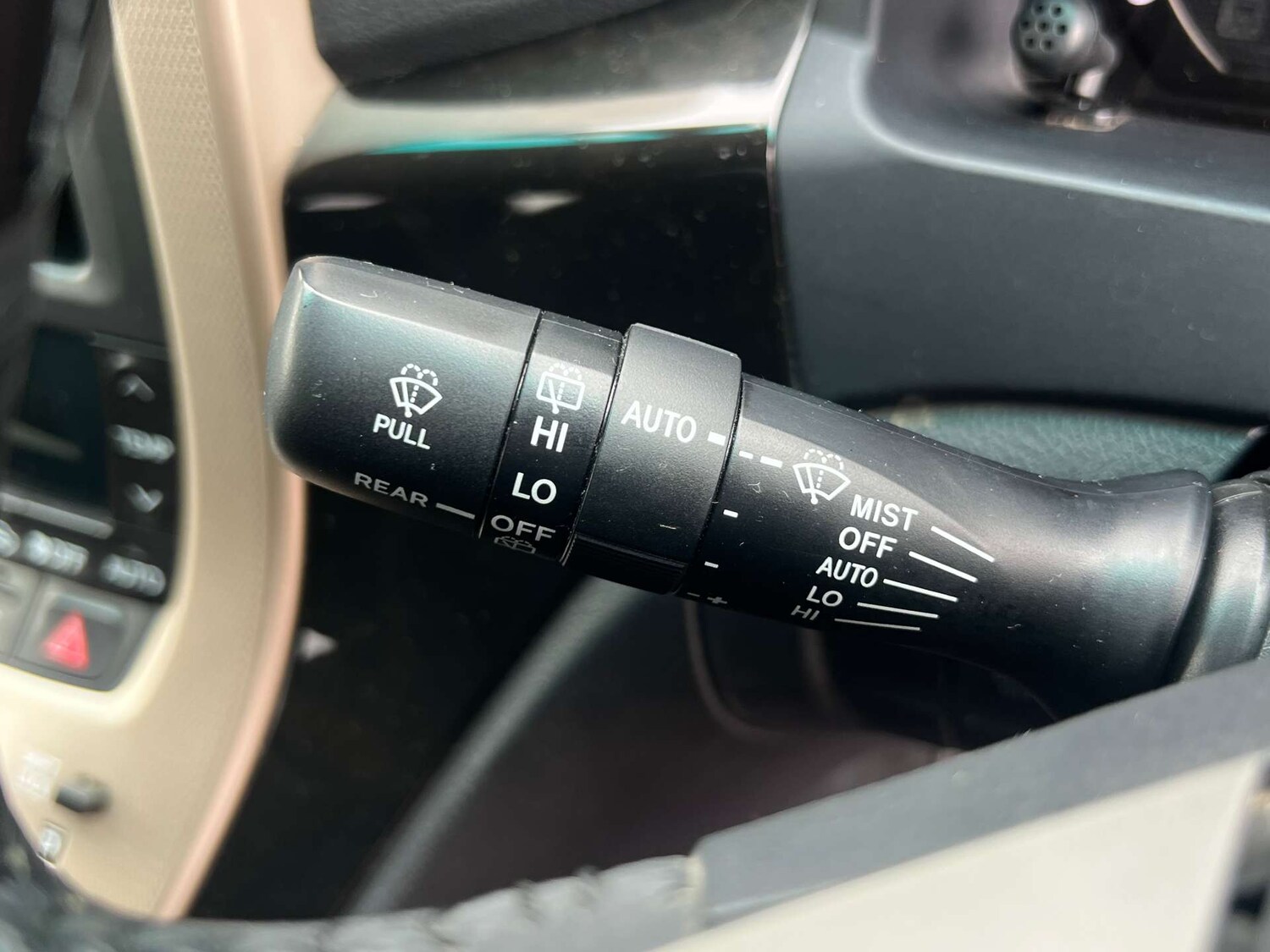 Used Toyota Vellfire 2013 for sale - 76973947: Photo 28