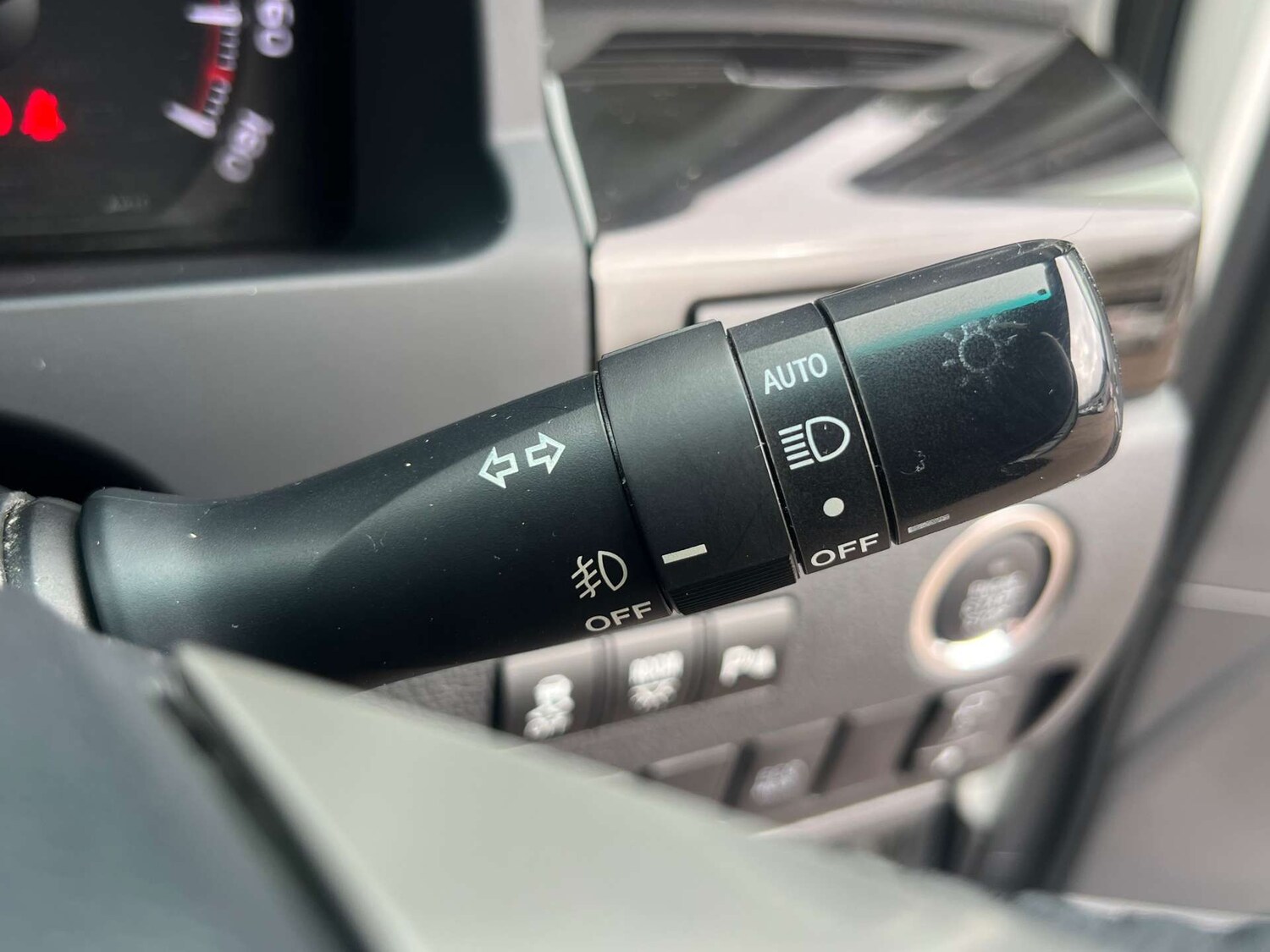 Used Toyota Vellfire 2013 for sale - 76973947: Photo 29