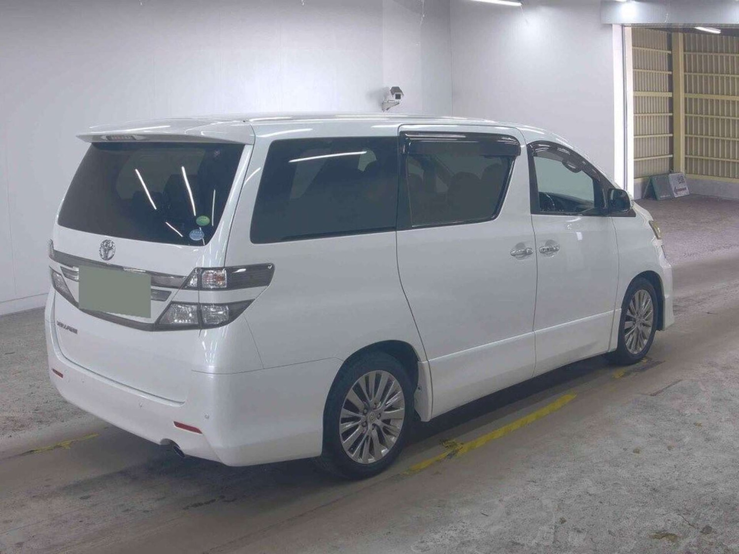 Used Toyota Vellfire 2013 for sale - 76973947: Photo 6